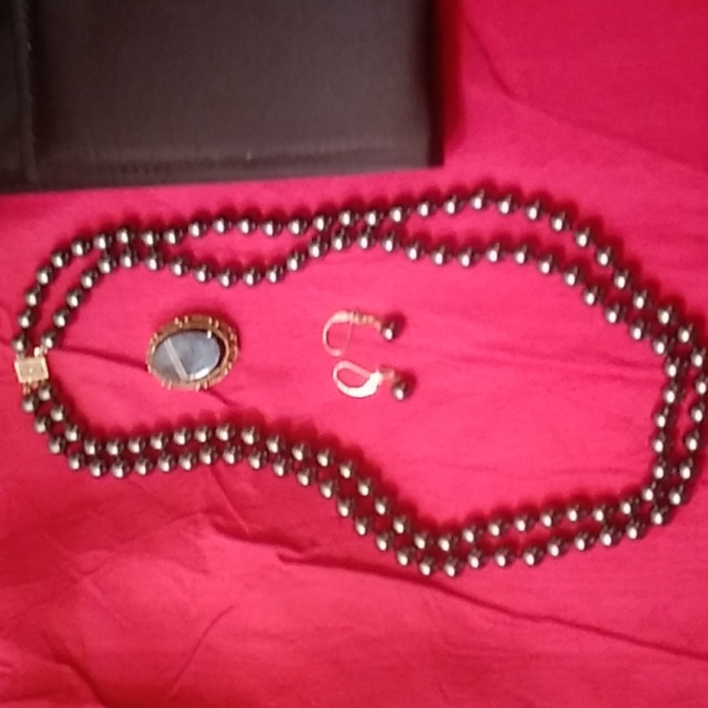 Vintage Menorca Double Strand Removeable black Brooch Clasp Pearl Neck